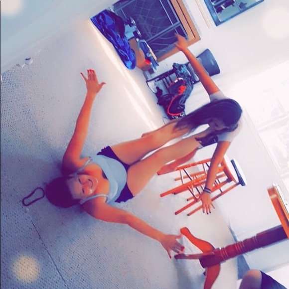 Meet your Posher, Sarah - Picture 3 of 6